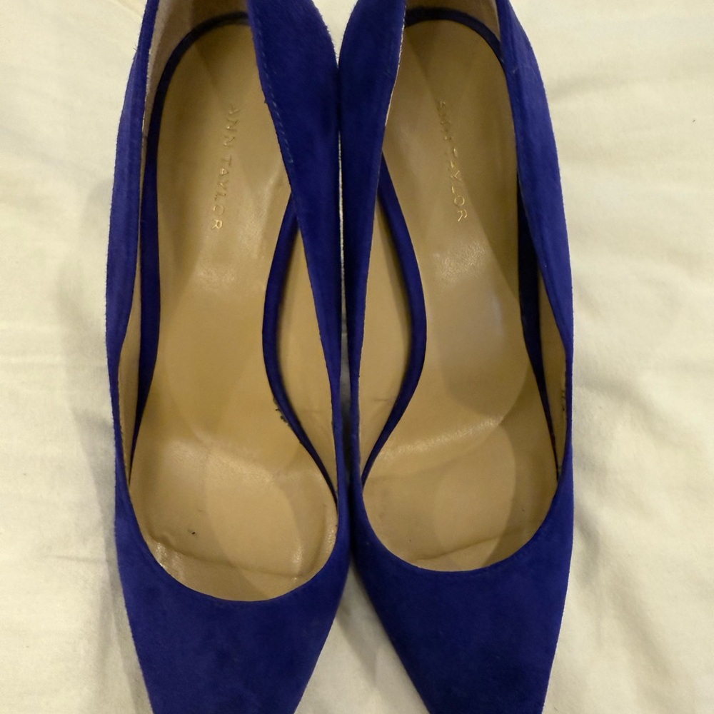Ann Taylor Blue Heels Elegant Suede Pumps